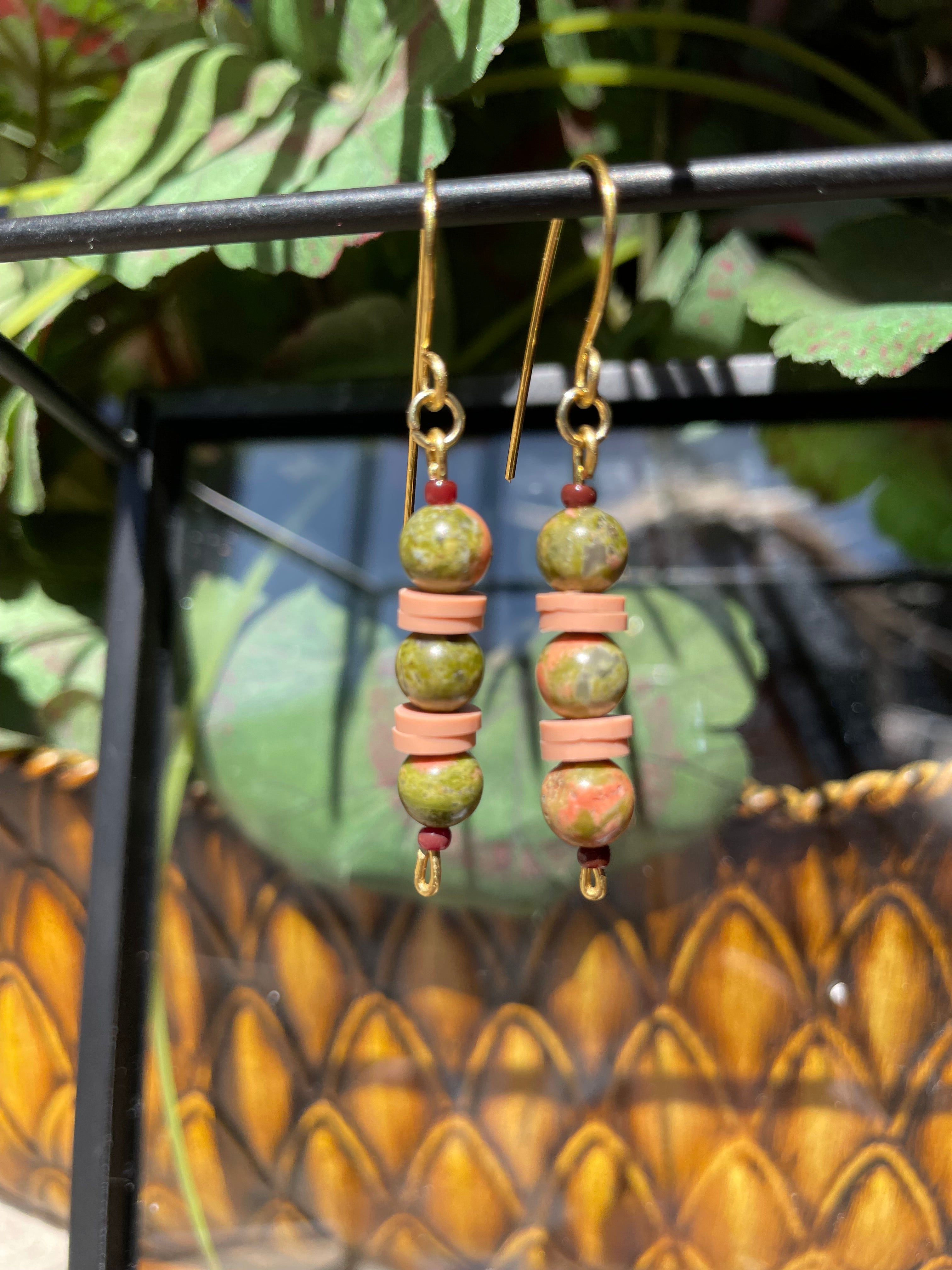 Earrings: Round Stone Bar