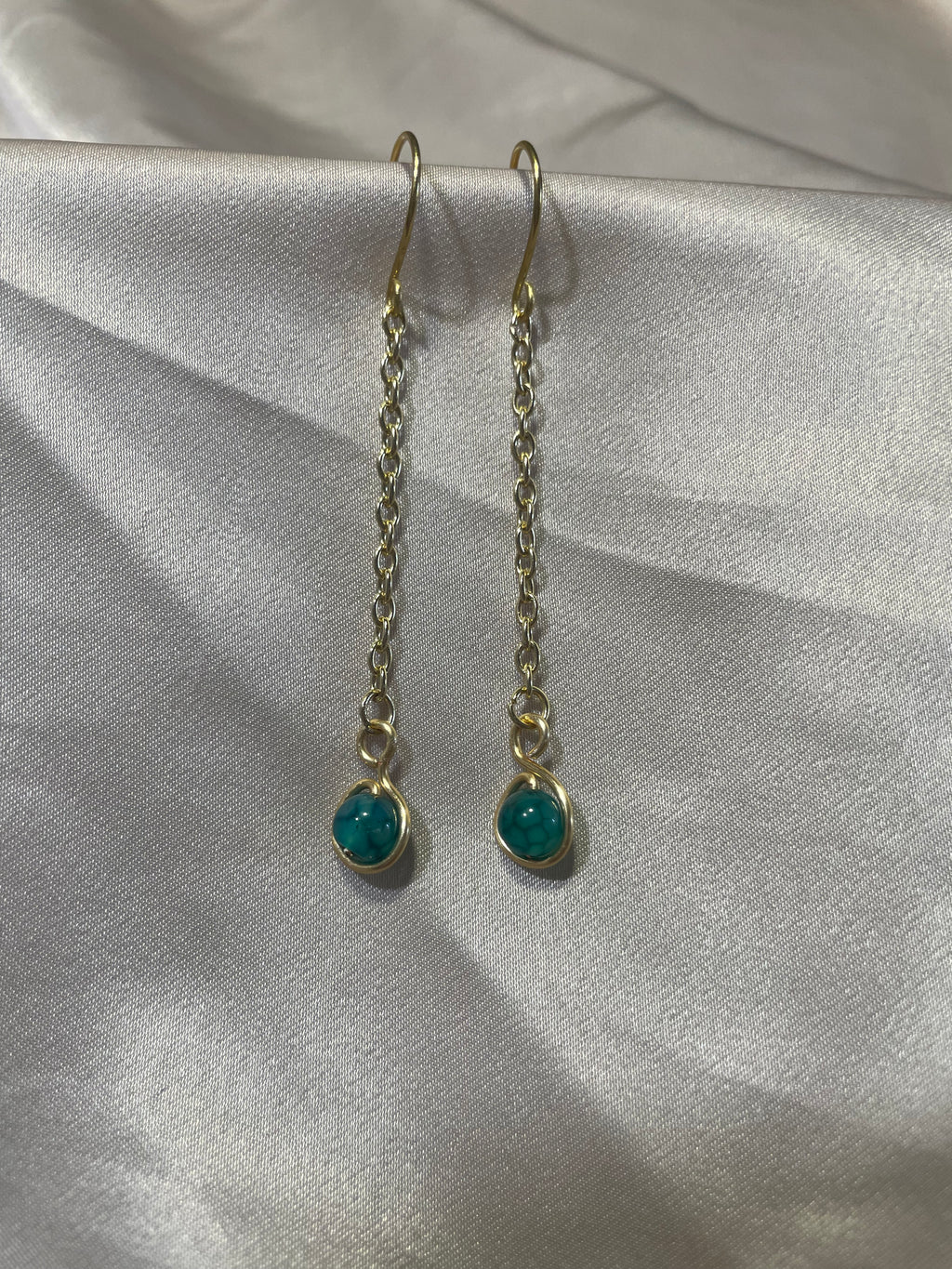 Simple and elegant chain dangle
