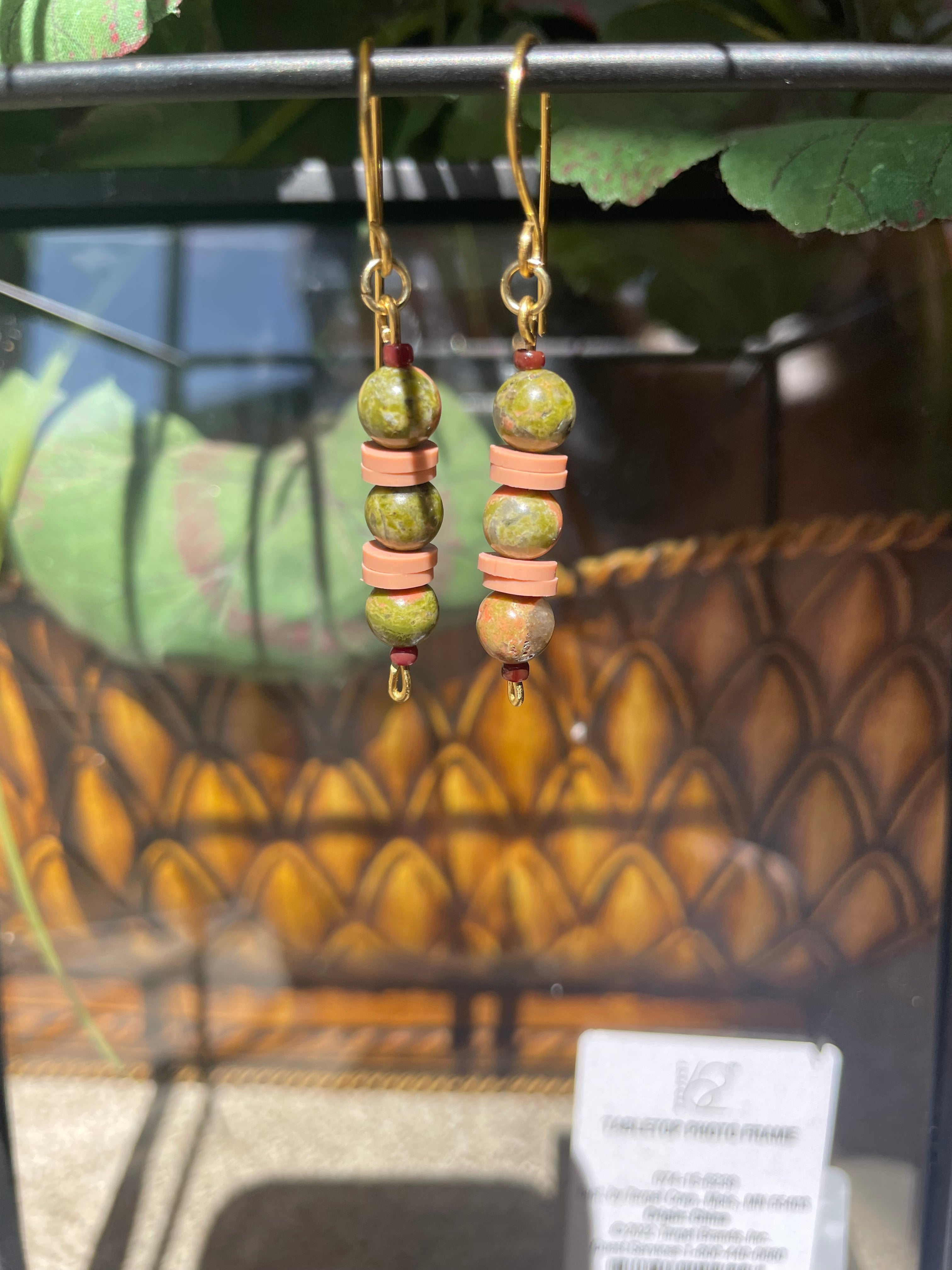 Earrings: Round Stone Bar