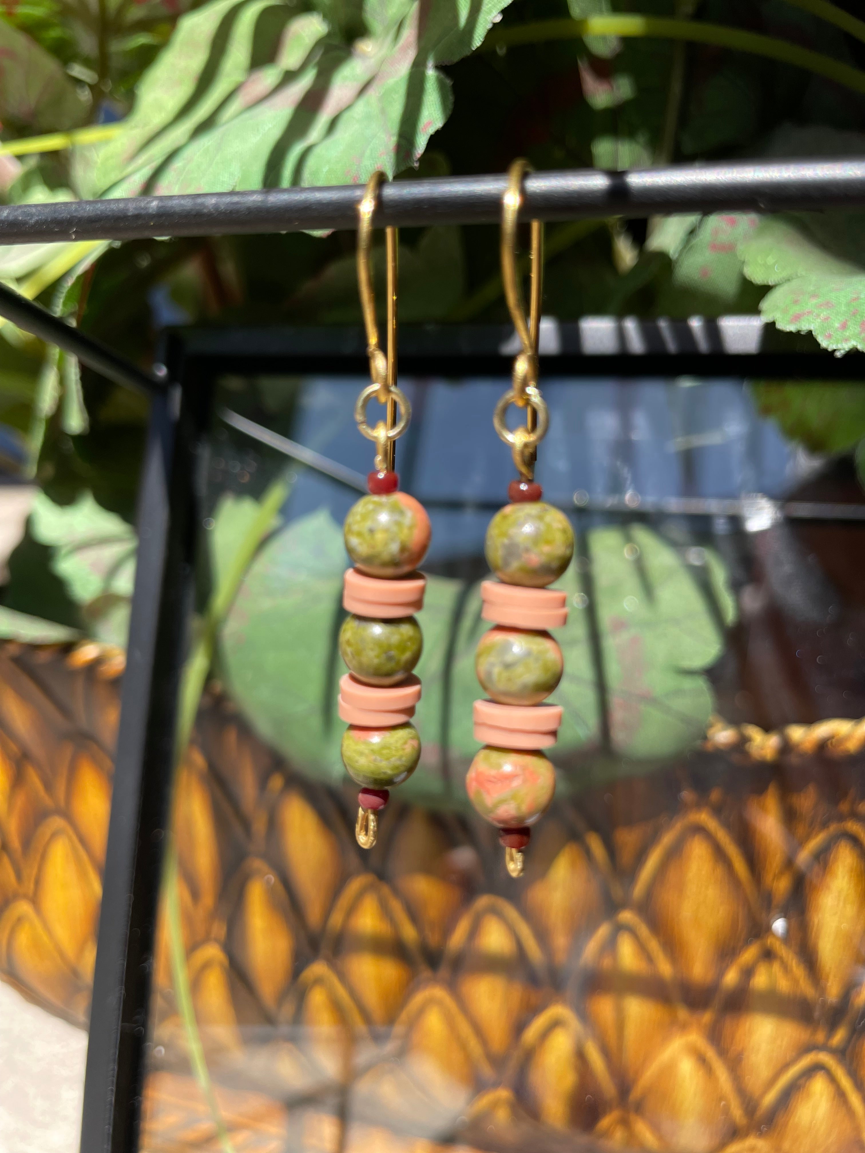 Earrings: Round Stone Bar