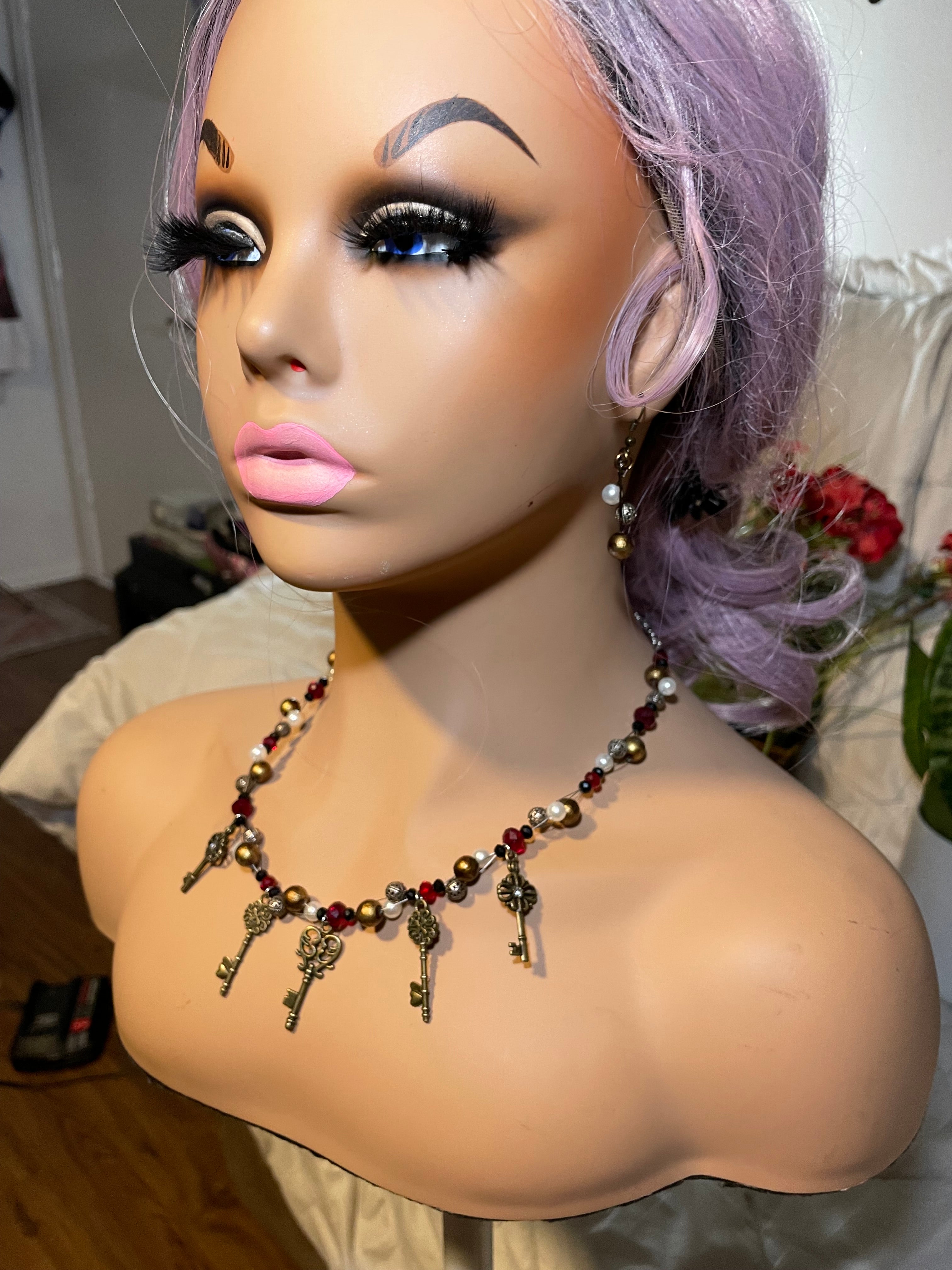 Necklace: Bronze Key Magic (earrings included)