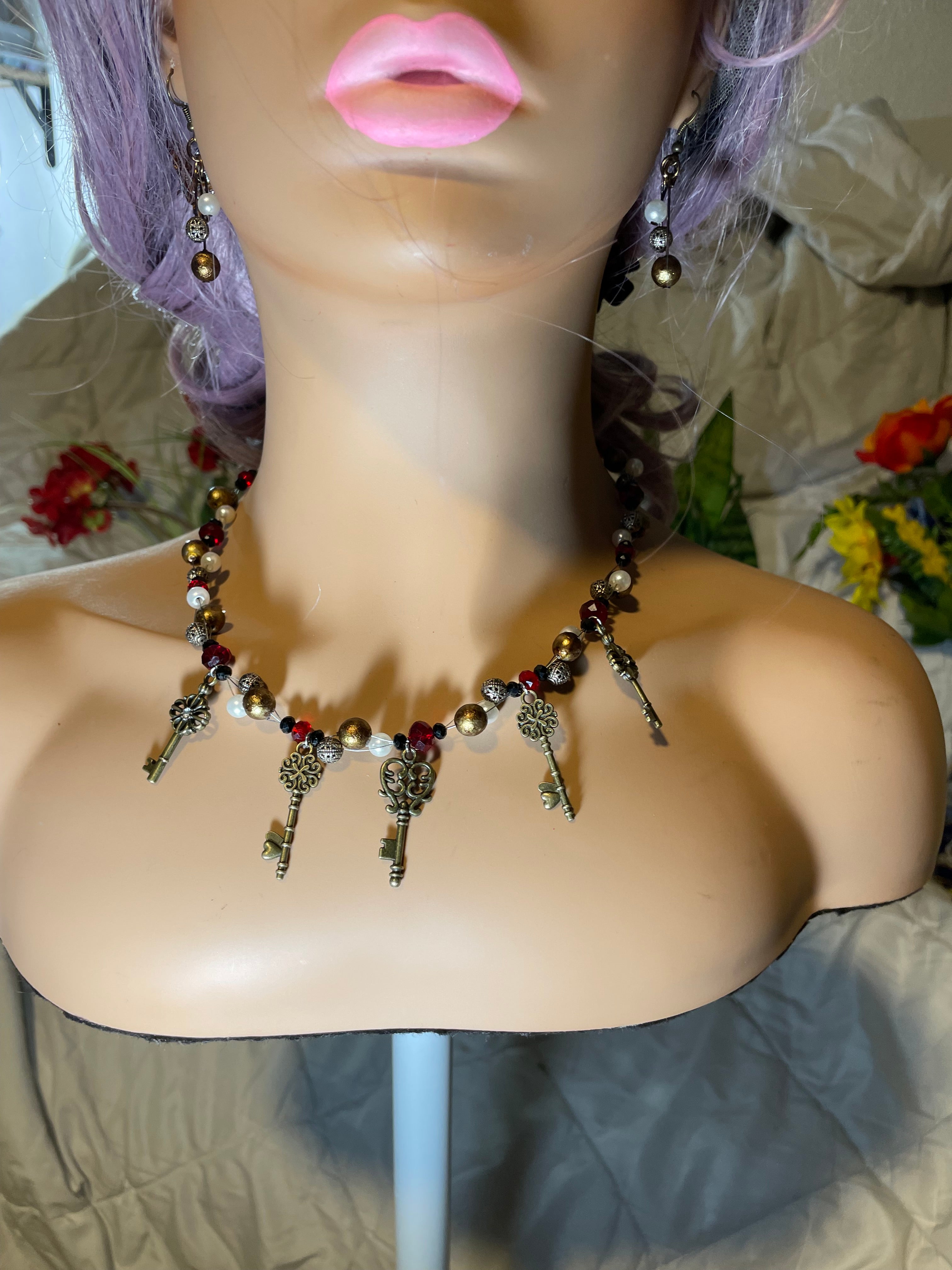 Necklace: Bronze Key Magic (earrings included)