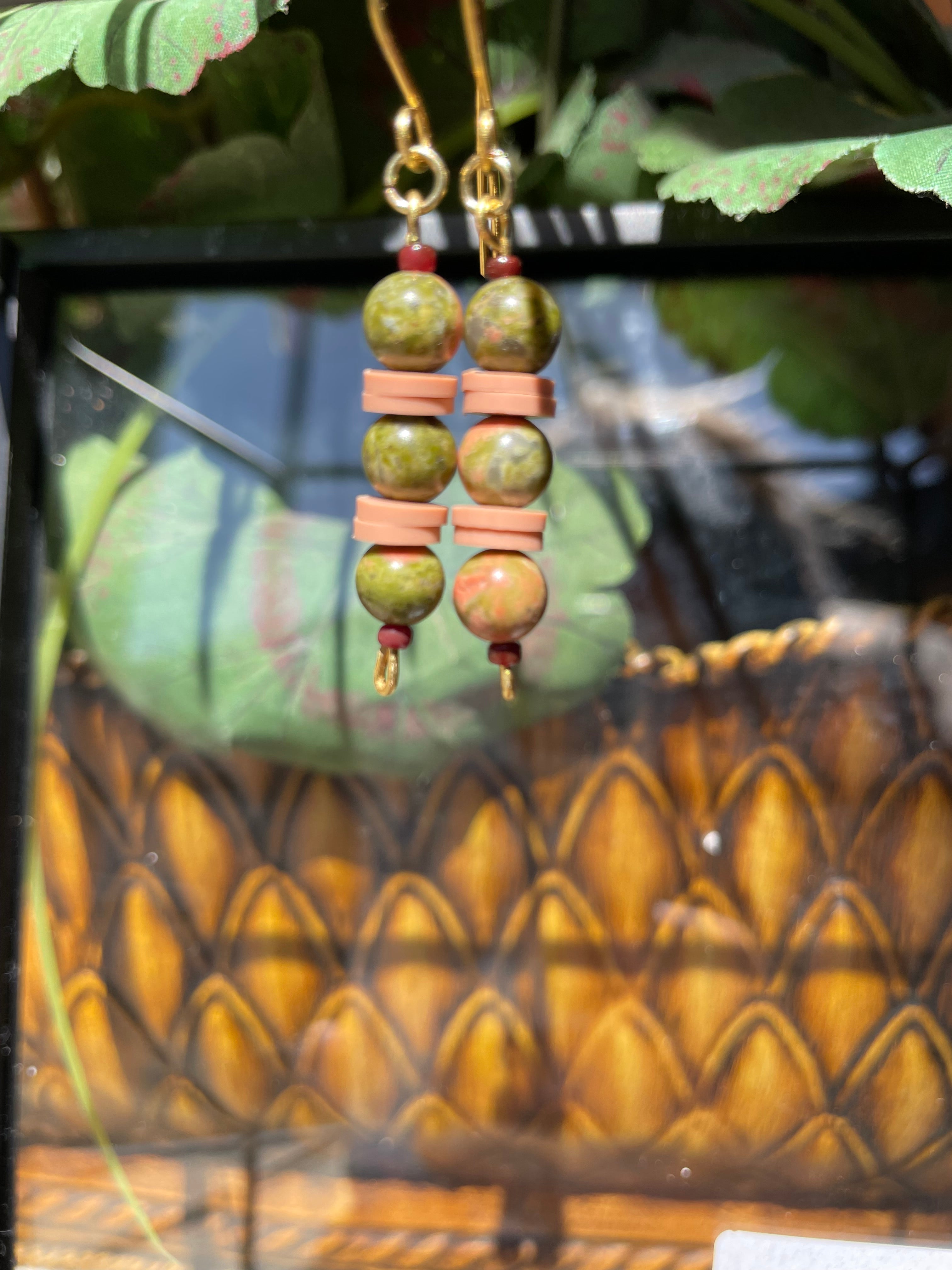 Earrings: Round Stone Bar