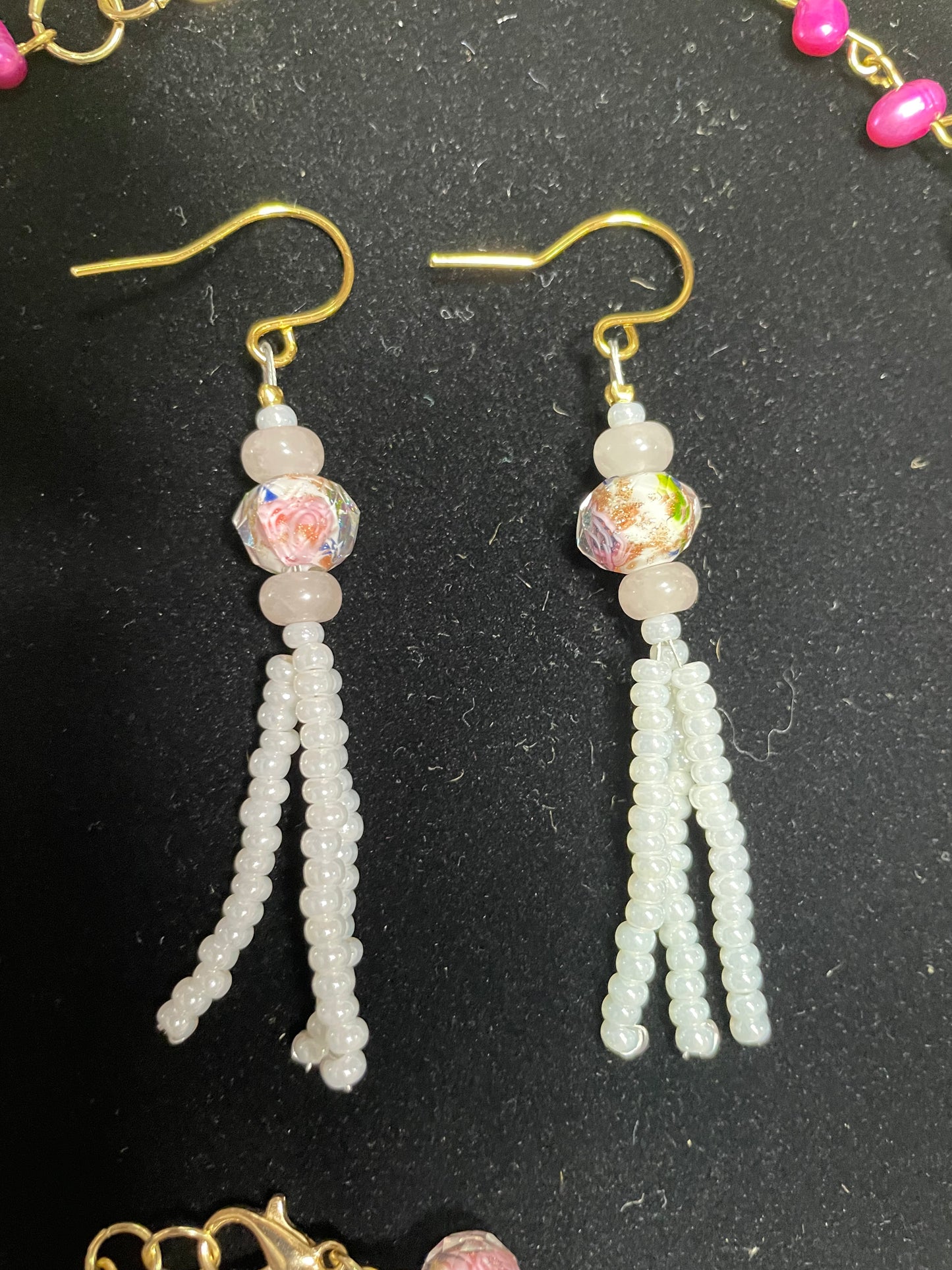 Earrings: Blushing in pink
