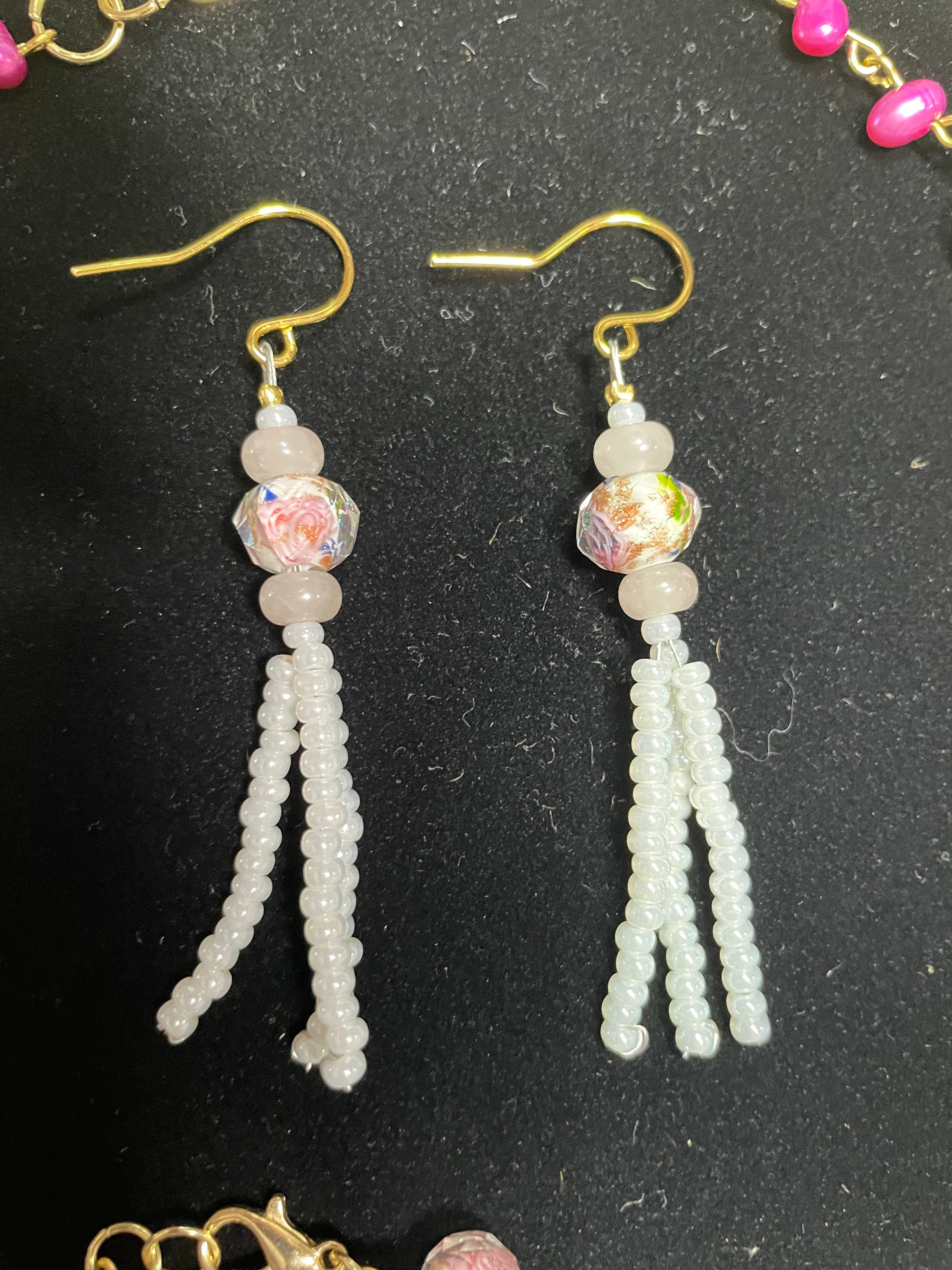 Earrings: Blushing in pink