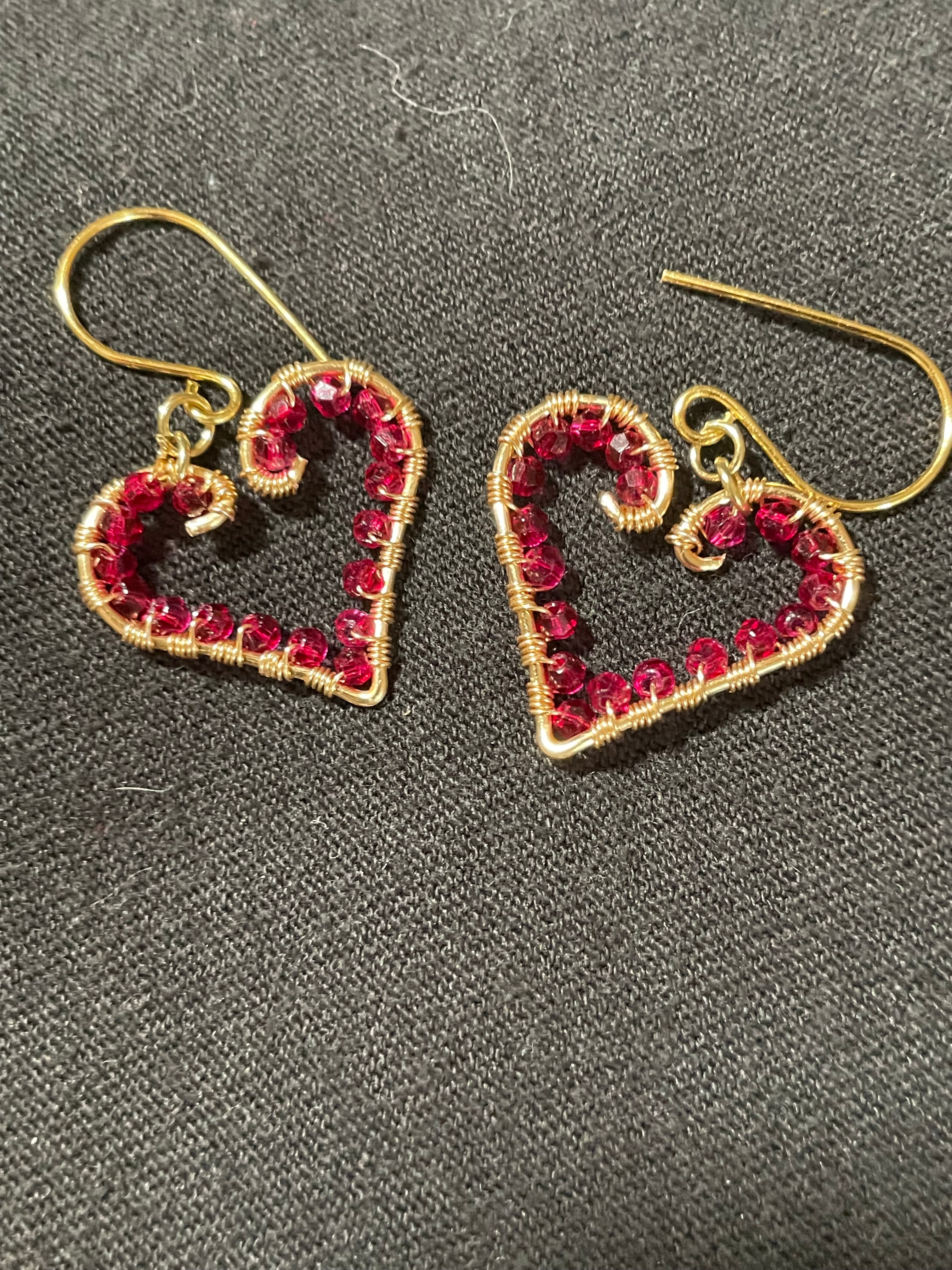 Floating Hearts (Gold)
