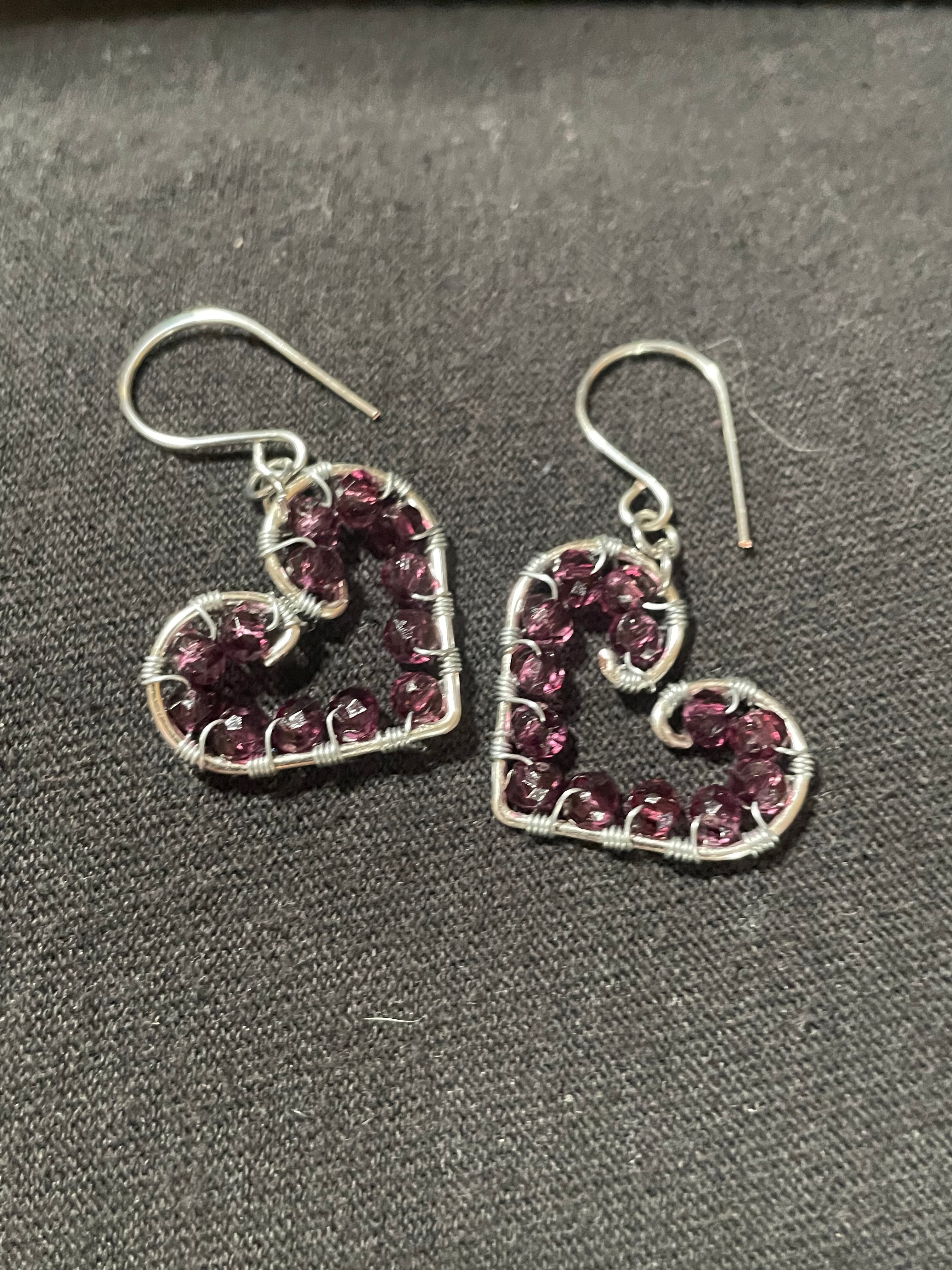 Floating Hearts (Silver)